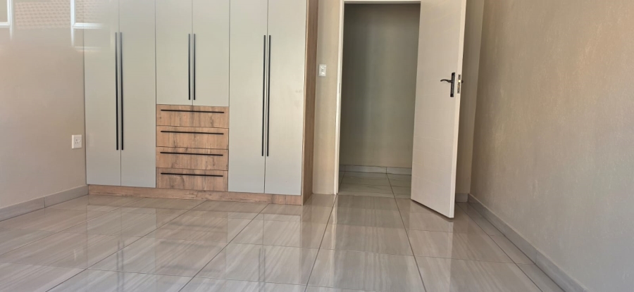 4 Bedroom Property for Sale in Buffelspoort Eco Estate North West